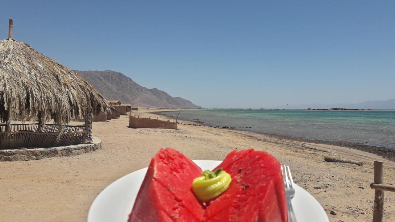 Laguna Beach & Restaurant Dahab Exteriör bild