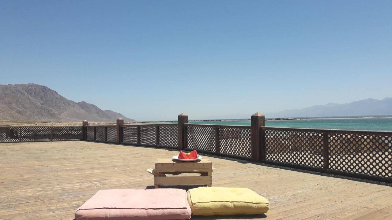 Laguna Beach & Restaurant Dahab Exteriör bild